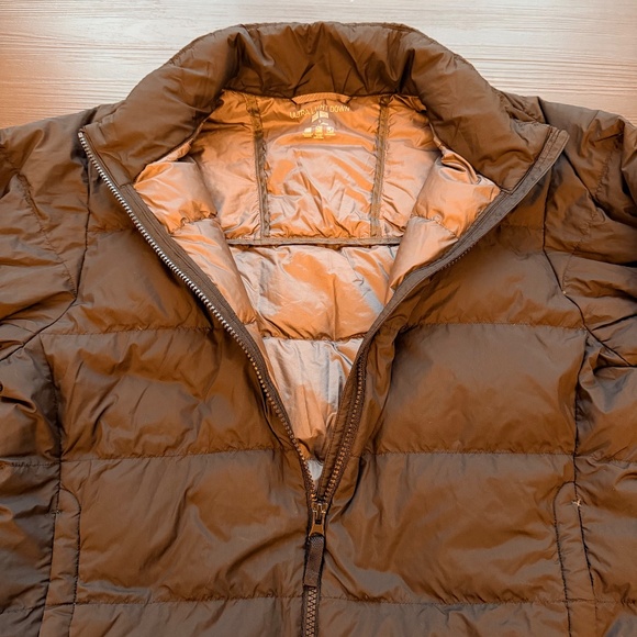 Uniqlo Men's Ultra Light Down Jacket - Picture 2 of 6
